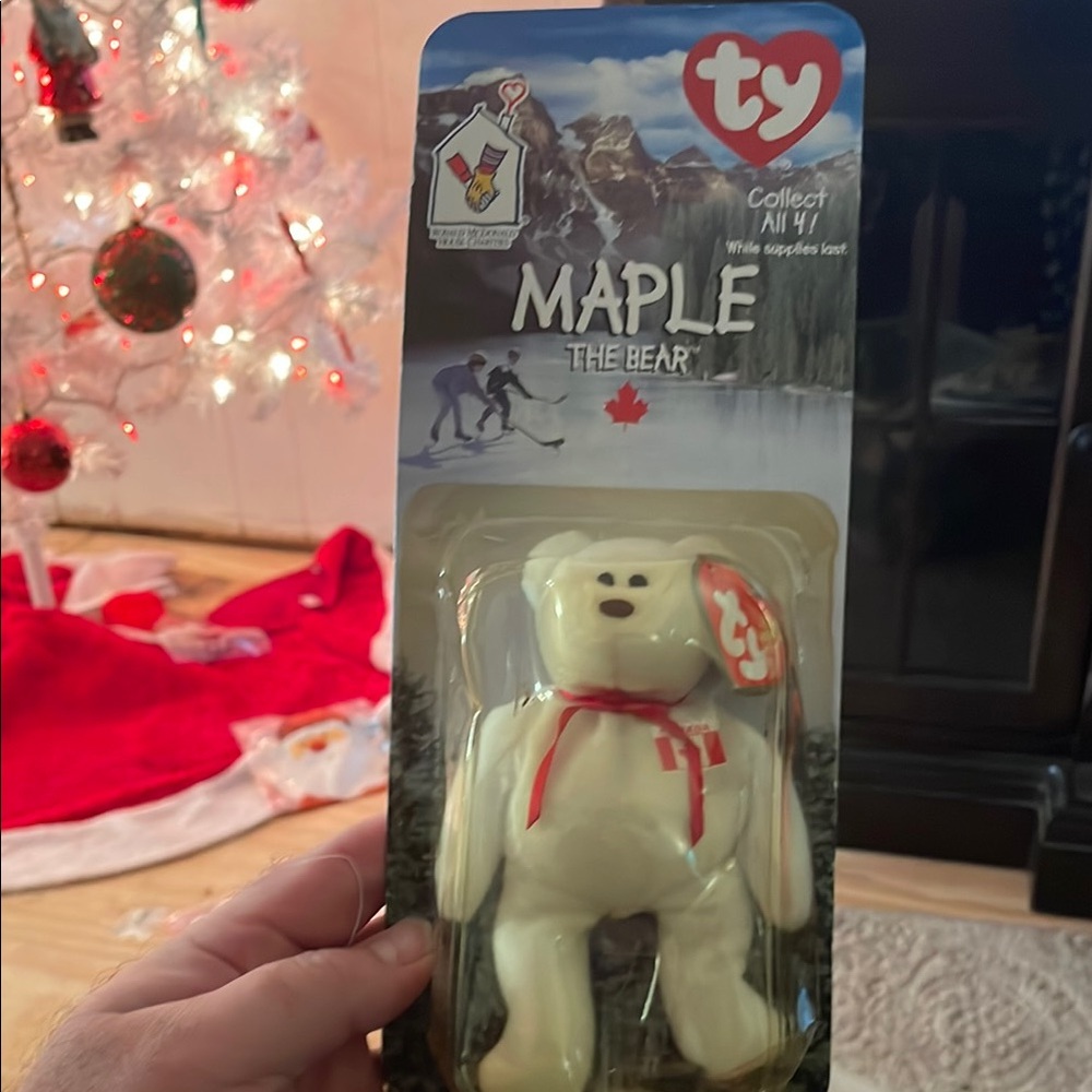 Ty Maple the Bear Collectible
